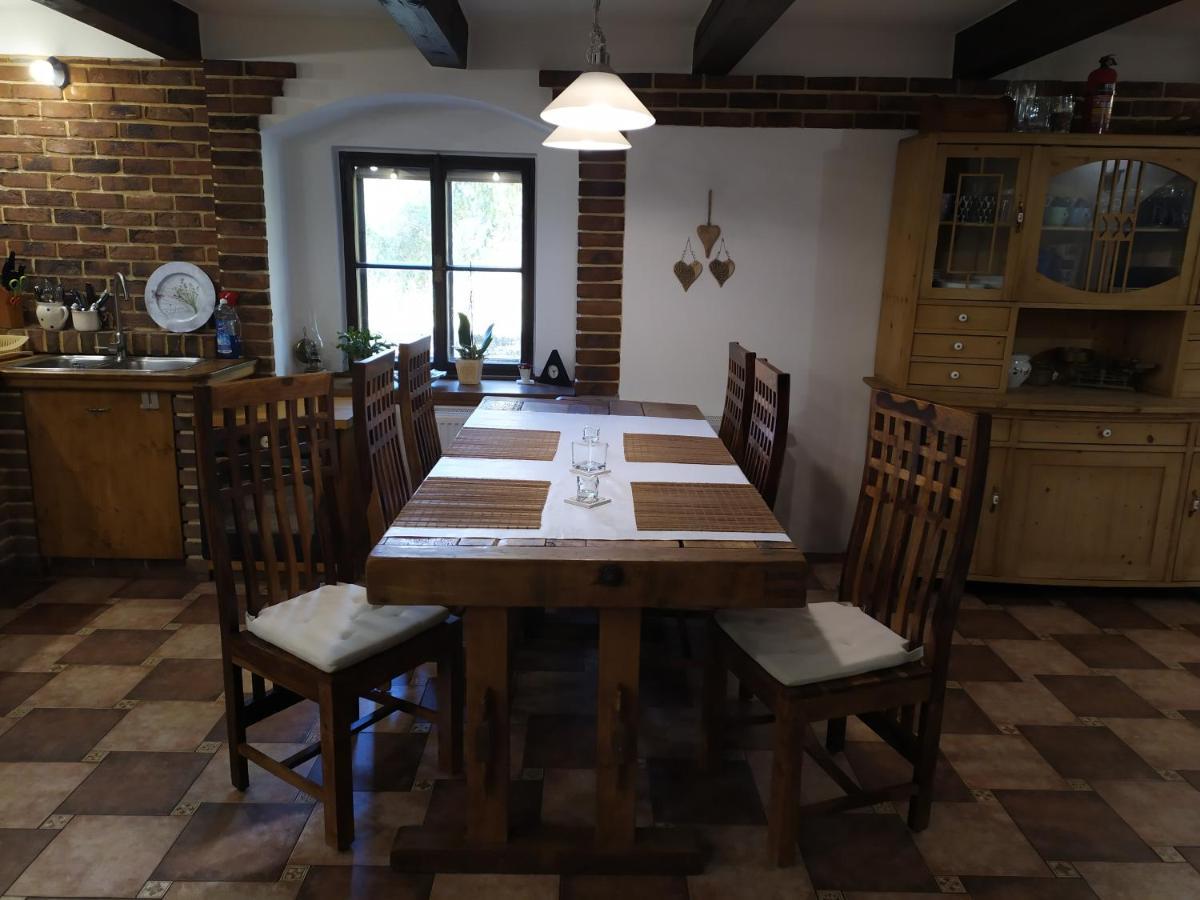 Forest Rustic Apartment Brdy Vesin المظهر الخارجي الصورة
